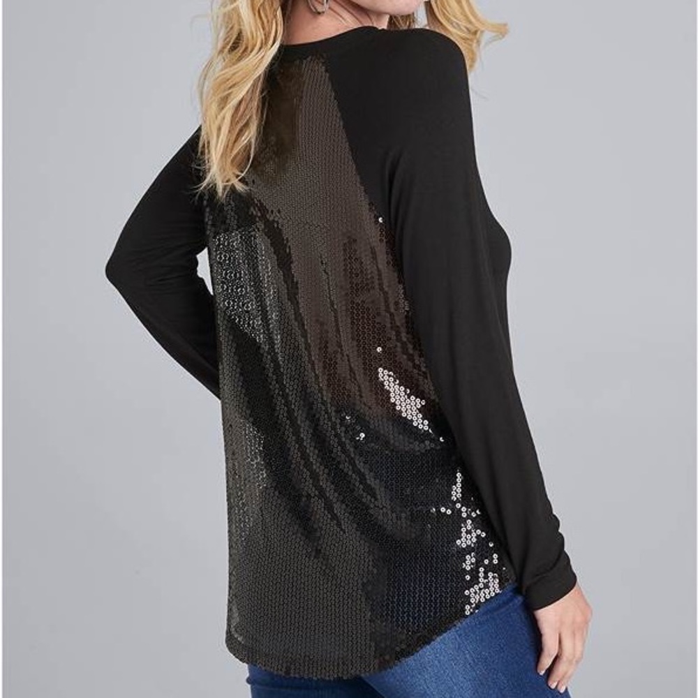 💓Firm Price💓 no offer will be sent out 🙏🙏Sequin Back Top black color size XS - Picture 1 of 7